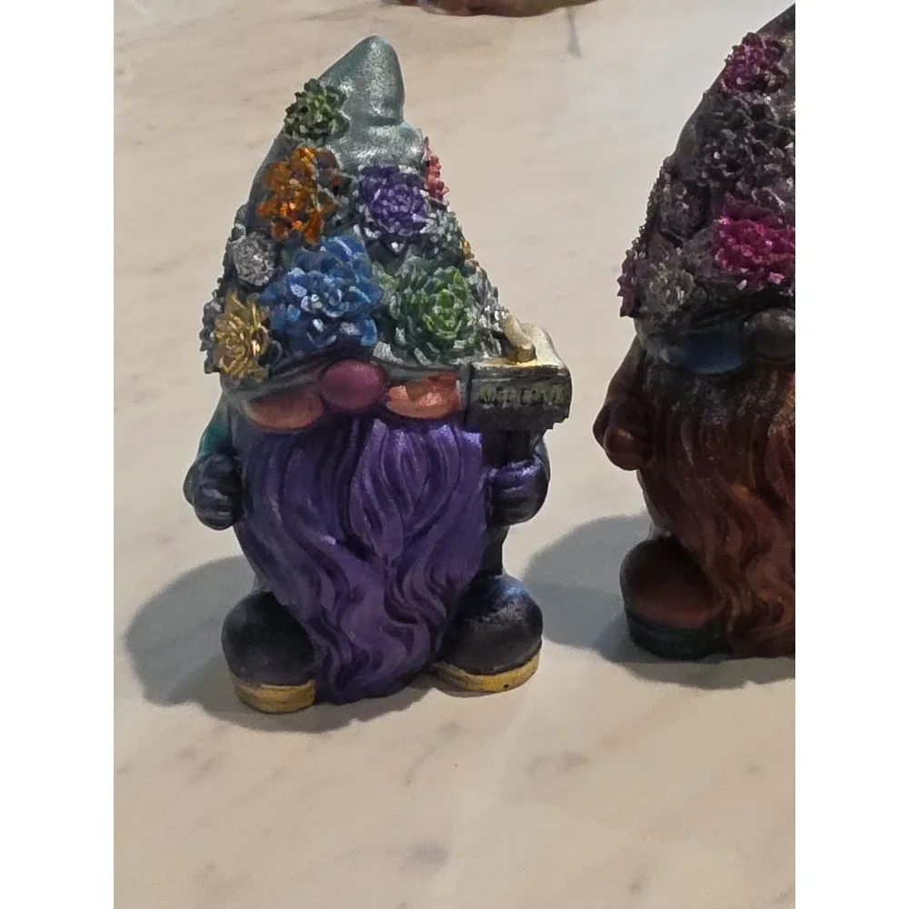 Handmade Resin Small Gnome.‎ Price Is For One Gnome